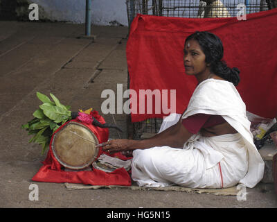 Ein Performer bei Shri Krishna Tempel, Ambalpuram, Kerala Stockfoto