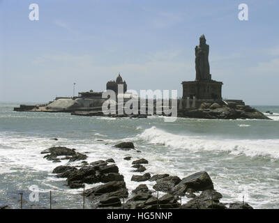 Swamy Vivekananda Rock Memorial und Thiruvalluvar Statue. Kanyakumari, Tamil Nadu, Indien Stockfoto