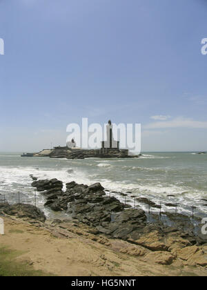 Swamy Vivekananda Rock Memorial und Thiruvalluvar Statue. Kanyakumari, Tamil Nadu, Indien Stockfoto