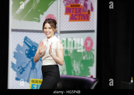 Sophia Bush spricht bei einem SXSW Keynote widmet sich die Initiative "Lassen Mädchen lernen" am 16. März 2016 in Austin, Texas. Stockfoto