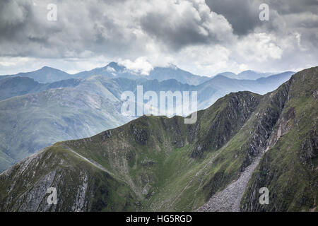 Der Ring Steall ein Grat Fuß in den Mamores-Bergen in der Nähe von Ben Nevis in den Highlands von Schottland Stockfoto