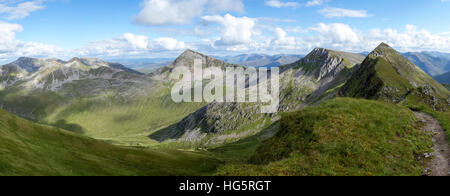 Der Ring Steall ein Grat Fuß in den Mamores-Bergen in der Nähe von Ben Nevis in den Highlands von Schottland Stockfoto