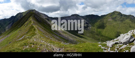 Der Ring Steall ein Grat Fuß in den Mamores-Bergen in der Nähe von Ben Nevis in den Highlands von Schottland Stockfoto