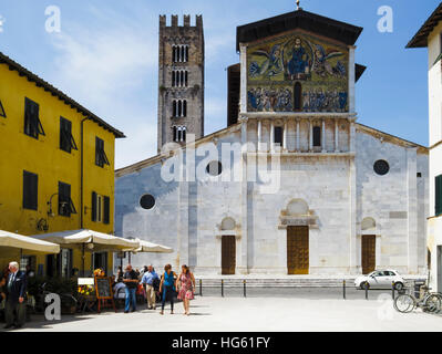 Basilica di San Frediano, Piazza San Frediano, Lucca, Italien Stockfoto