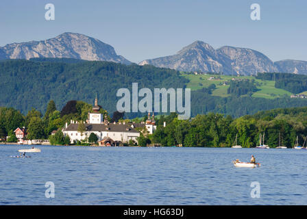 Gmunden: See - Schloss Ort in den Traunsee, Salzkammergut, Oberösterreich, Oberösterreich, Österreich Stockfoto