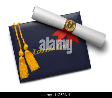 Gemeinsamen Kern Diplom Abschluss Abdeckung mit Grad Schriftrolle und Fackel-Medaille mit Ehre Schnüre, Isolated on White Background. Stockfoto