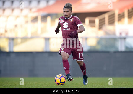 Turin, Italien. 4. Januar 2017. Josef Martinez von Torino FC in Aktion während der freundlichen Fußballspiel zwischen FC Torino und SS Monza. Torino FC gewinnt 1: 0 über SS Monza. Bildnachweis: Nicolò Campo/Alamy Live-Nachrichten Stockfoto