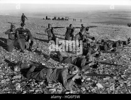 Das Nazi-Propagandafilm zeigt die Ausbildung neuer Rekruten von Francos-Truppen in Salamanca, Spanien, Dezember 1936. Fotoarchiv für Zeitgeschichtee - KEIN KABELDIENST - | weltweite Nutzung Stockfoto