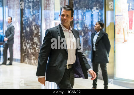 New York, USA. 5. Januar 2017. Ankunft in der Lobby des Trump Tower in New York, USA, 5. Januar 2017 Donald Trump Jr. gilt. Foto: Albin Lohr-Jones/Pool über CNP/Dpa/Alamy Live News Stockfoto