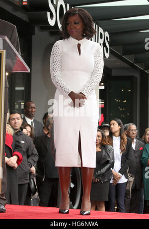 Los Angeles, USA. 5. Januar 2017. Stern auf dem Hollywood Walk of Fame für Viola Davis, Hollywood Boulevard, Los Angeles, USA-Credit: MediaPunch Inc/Alamy Live-Nachrichten Stockfoto