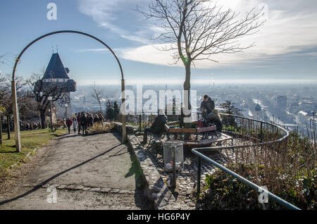 Grazer Schlossberg Schlossberg heute ein öffentlicher Park genießt einen herrlichen Blick über die Stadt. Stockfoto