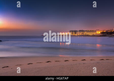 Ericeira, Portugal. 23. Dezember 2016. Blick auf den Praia do Sul in Ericeira Dorf in der Nähe von Lissabon. Ericeira, Portugal. Foto: Ricardo Rocha. Stockfoto