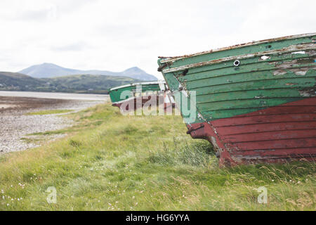 Schiffbruch Angelboote/Fischerboote am Strand von Magheroarty, Grafschaft Donegal. Irland Stockfoto