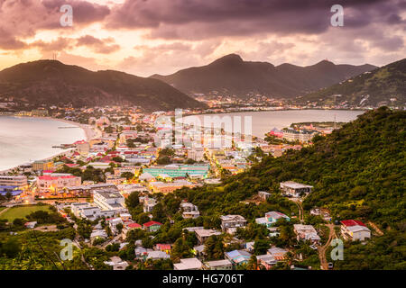 Philipsburg, Sint Maarten, Stadtbild am Great Bay und Great Salt Pond. Stockfoto