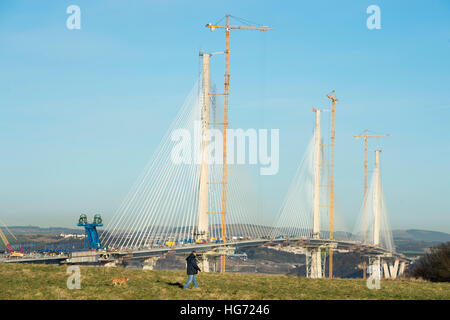 Die Queensferry Crossing im Bau. Die neue Brücke führt über den Firth of Forth-Mündung Verkehr. Stockfoto