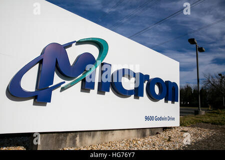 Ein Logo Zeichen außerhalb einer Einrichtung von Micron Technology Inc. in Manassas, Virginia am 31. Dezember 2016 besetzt. Stockfoto