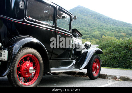 Retro / Vintage / alte / antike Auto, Seitenansicht Stockfoto
