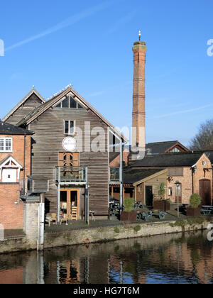 Cox Hof Restaurant und den Fluss Avon, Bridgefoot, Stratford-Upon-Avon, Warwickshire, England, UK Stockfoto