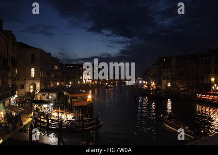 Venedig bei Nacht Stockfoto