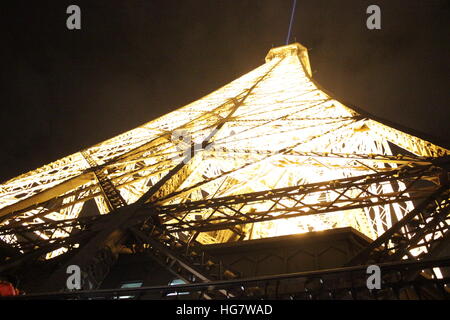 Nacht im Eiffle Tower Stockfoto