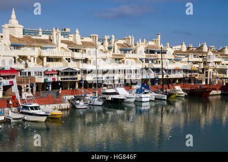 Benalmadena Marina, Provinz Malaga, Andalusien, Südspanien.  . Stockfoto