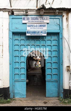 Alte Tür in Jew Town, Mattancherry, Kochi (Cochin), Kerala, Indien Stockfoto