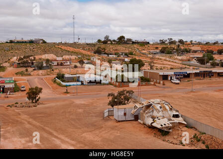 Panoramablick von Coober Pedy, Südaustralien Stockfoto
