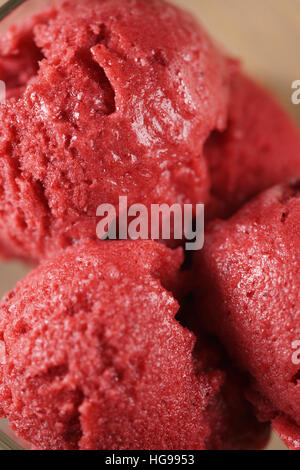 Nahaufnahme Foto Himbeersorbet Kugeln Stockfoto