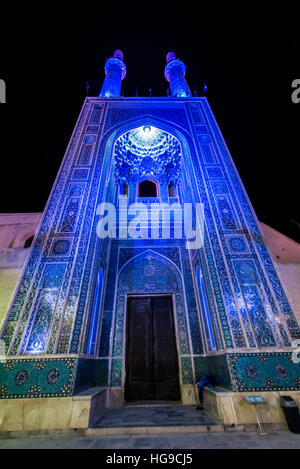 Iwan der 800 Jahre alten grand, congregational Jameh Moschee von Yazd Stadt im Iran Stockfoto