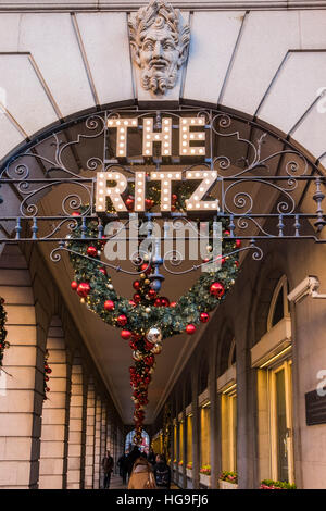 Das Ritz Hotel, Piccadilly, London, England, Vereinigtes Königreich Stockfoto