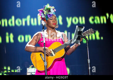 India Arie führt auf die 2015 Essence Music Festival im Superdome am 3. Juli 2015 in New Orleans, Louisiana. Stockfoto