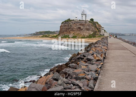Newcastle-Leuchtturm und Strand, NSW, Australien Stockfoto