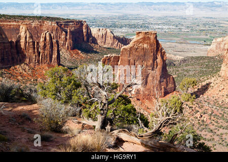 Independence Monument in Colorado National Monument ist das zentrale Merkmal des Monument Canyon erhebt sich 450 Fuß über dem Boden des Canyons. Stockfoto