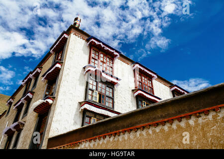 Shigatse, Tibet, China - die Ansicht von Tashilhunpo Kloster in der Tageszeit. Stockfoto