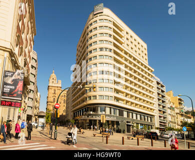 Málaga, Costa Del Sol, Provinz Malaga, Andalusien, Südspanien.  Das 4-Sterne Hotel Malaga Palacio an der Ecke Calle Cortina de Muelle und Ca Stockfoto