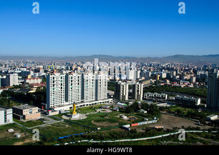 Die Stadt von Ulaanbaatar aus Zaisal Memorial Hill Stockfoto