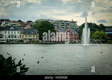 Blick auf den Brunnen in Breiavatnet, Stavanger, Norwegen Stockfoto