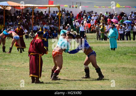 Wrestling, eines der drei Spiele der Nadaam in Moron. Stockfoto