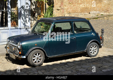 Französisch registrierten 1992 Mini British Open Classic, basierend auf der Mini Mayfair in Aignan, Frankreich. Stockfoto