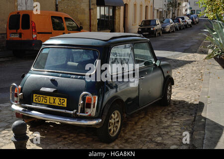 Französisch registrierten 1992 Mini British Open Classic, basierend auf der Mini Mayfair in Aignan, Frankreich. Stockfoto