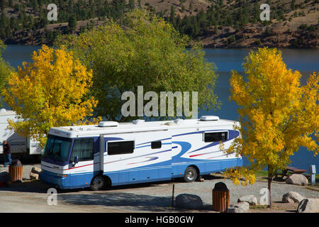 Wohnmobil in Campingplatz, Black Sandy State Park, Montana Stockfoto