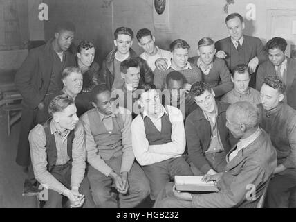 Arbeitslose Männer Teilnahme an Treffen der Allianz Betriebsrat, 1936. Stockfoto