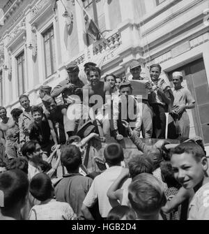 Sizilianischen Kriegsgefangenen auf dem Weg nach Hause, 1943. Stockfoto