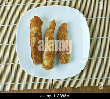 Knusprige Mandel gebacken Fisch Stockfoto