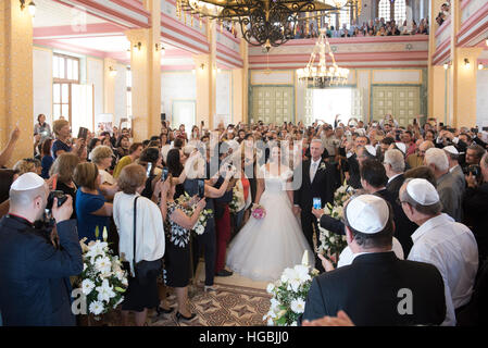 Jüdische Hochzeit nach 41 Jahren in der restaurierten Synagoge Edirne-Türkei Stockfoto