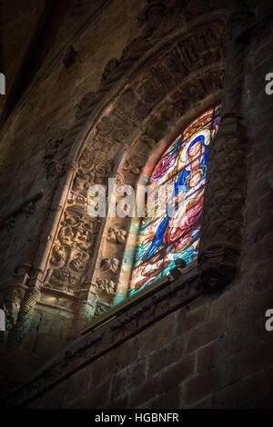 Glasfenster im Igreja Santa Maria, Belem, Lissabon, Portugal Stockfoto