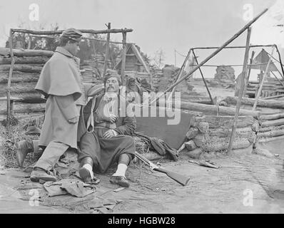 American Civil War Schauplatz einer verlassenen Lager und Verwundeten Zouave Soldaten. Stockfoto
