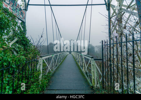 Howley Hängebrücke in Warrington, Cheshire Stockfoto