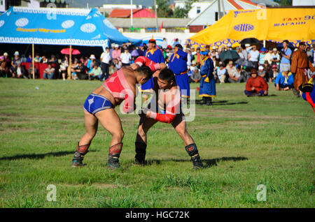 Wrestling, eines der drei Spiele der Nadaam in Moron. Stockfoto