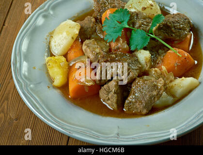 Boeuf ein la mode - französische Version dessen, was in den Vereinigten Staaten als Schmorbraten, geschmortes Rindfleisch-Gericht, Stockfoto